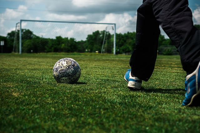 通过高压逼 通过高压逼